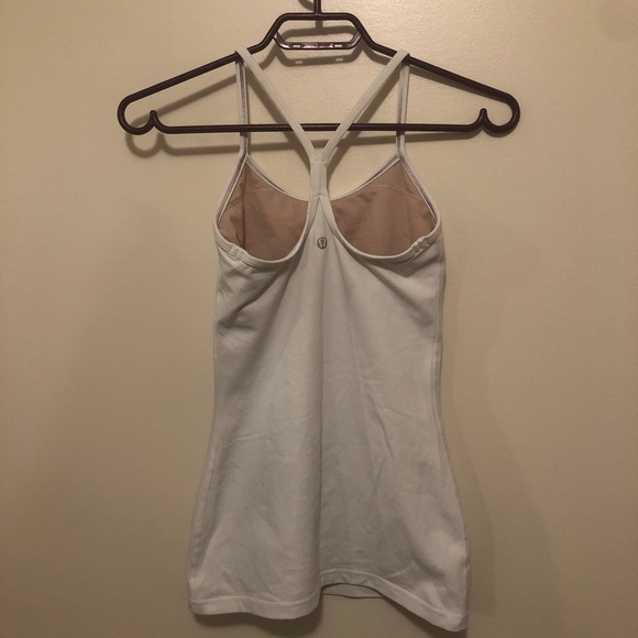 Lululemon Toronto vs Everybody Tank - Picture 2 of 4
